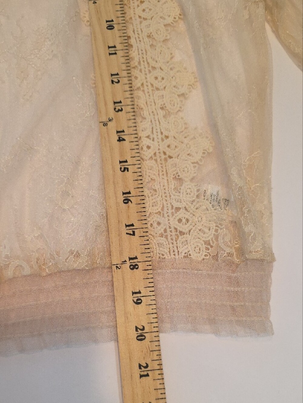 A.Peach Sheer Lace Blouse Top L Cream Mock Neck Balloon Sleeve Romantic Boho - Picture 11 of 12
